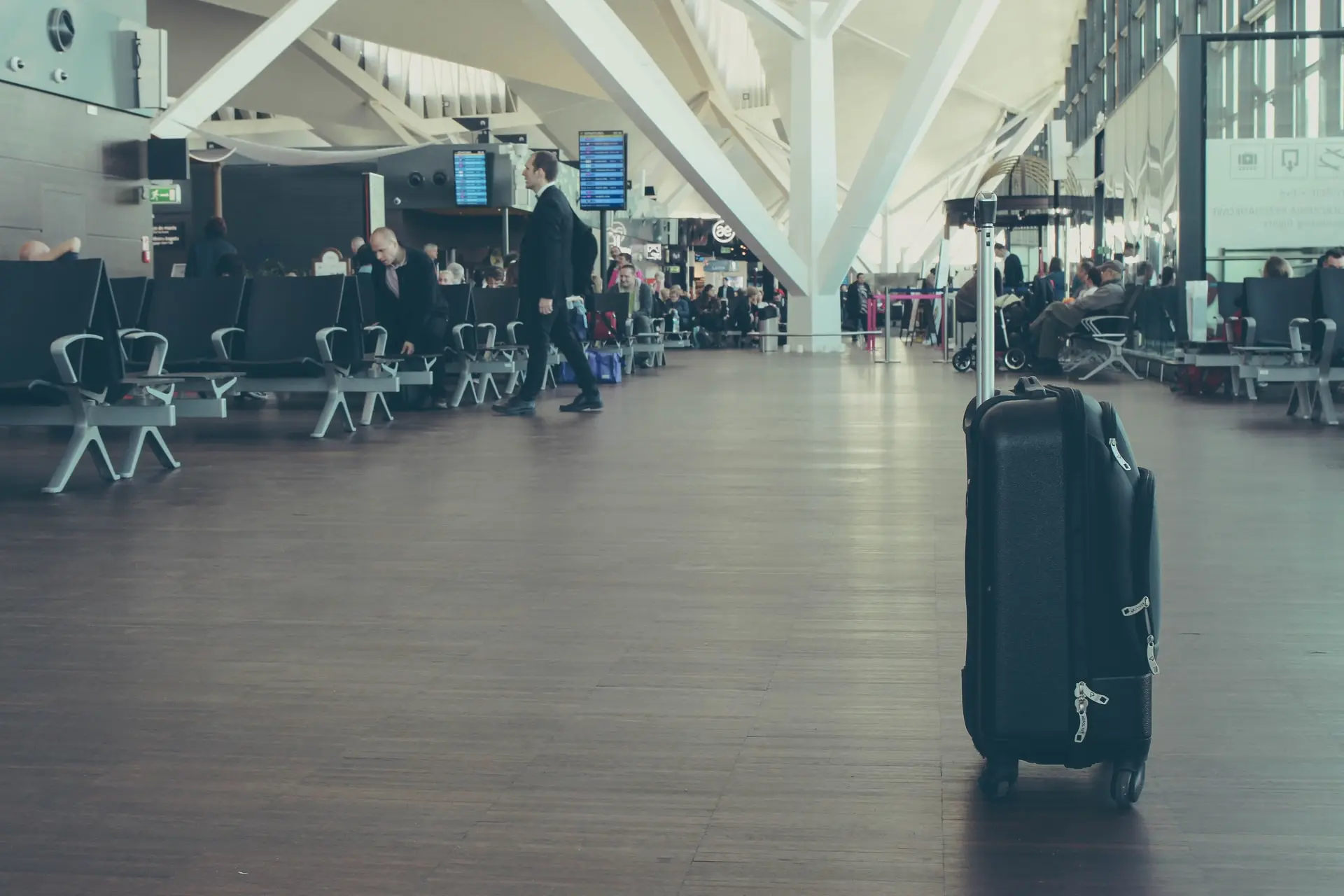 AI Pineal airport waiting area